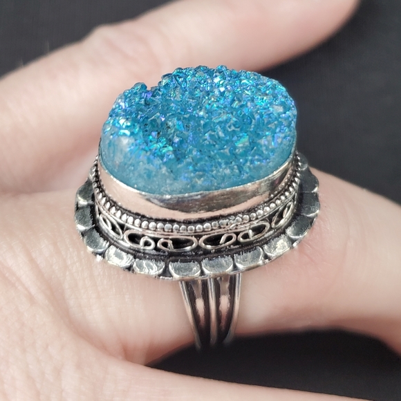 New Blue Titanium Crystal Druzy 925 Silver Statement Ring. - Picture 15 of 15